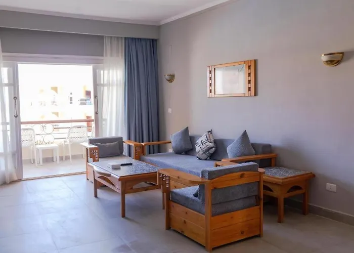 Mirette Apartahotel 3*