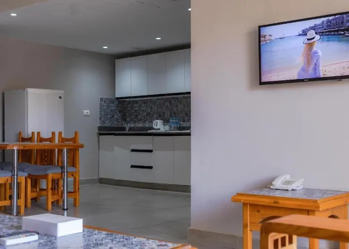 Mirette Apartahotel